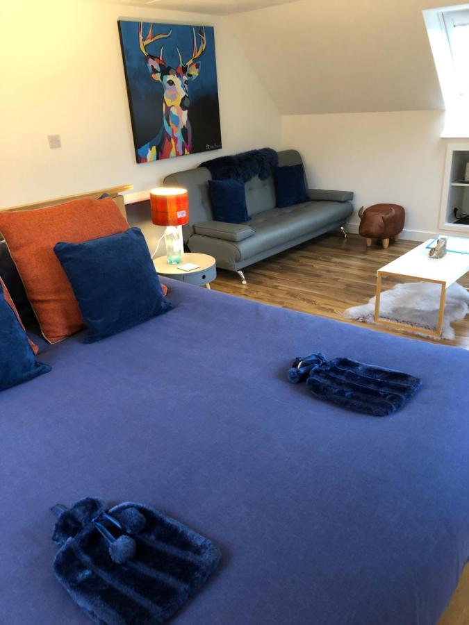 Drovers Studio Apartment Tomatin Exteriör bild